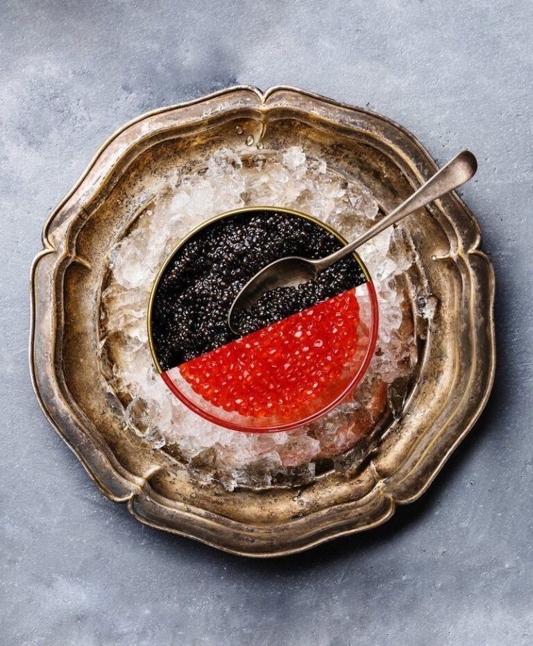 difference between caviar and roe