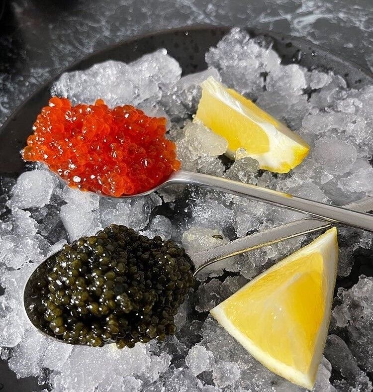 difference between caviar and roe